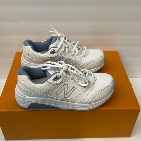 Shoes - New Balance 928v3 shoes